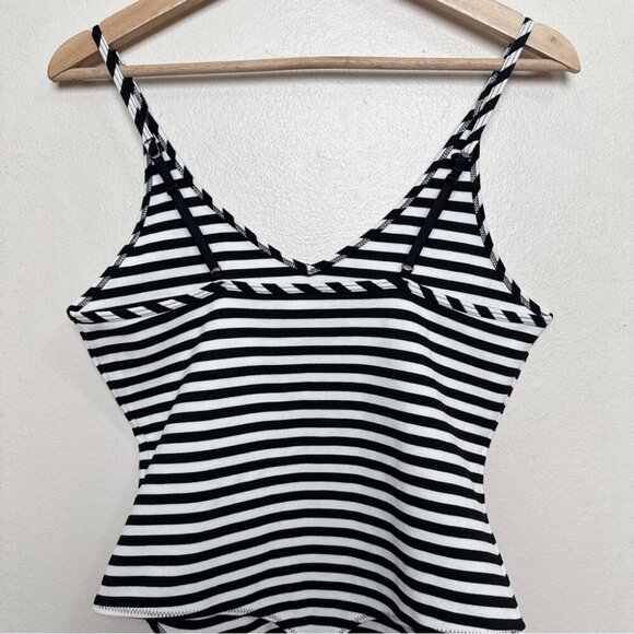 Aritzia Womens Large Sunday Best Vneck Striped Bodysuit - Picture 10 of 12